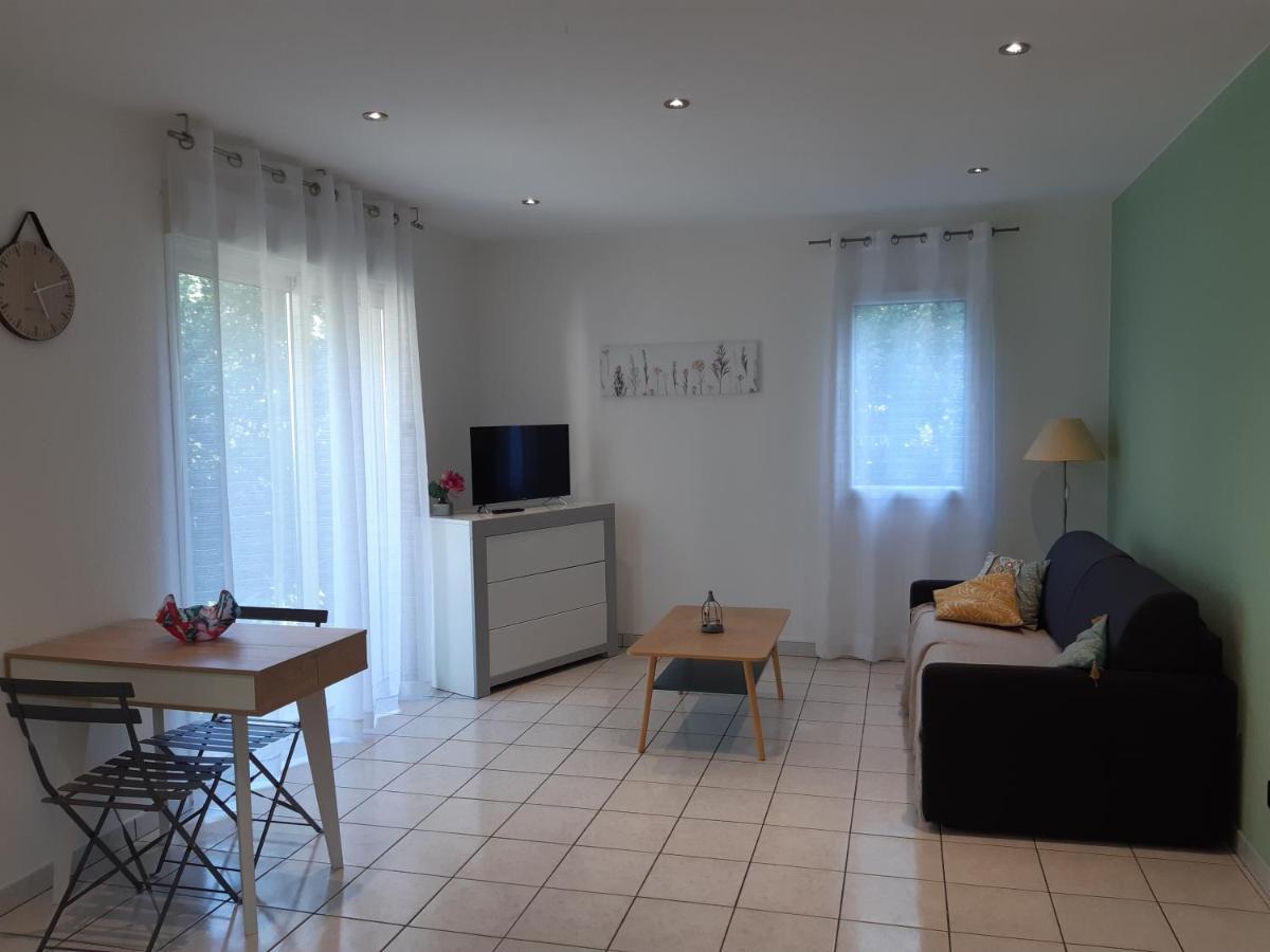 Charmante Maison A Payzac Promos Dernieres Dispo Ete Esterno foto