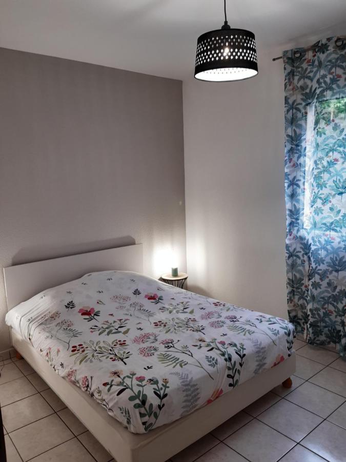 Charmante Maison A Payzac Esterno foto